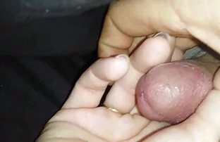 XXX Linda morena de tetas pequeñas follada en el sofá peliculas español latino porno